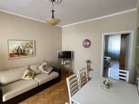 Apartment 1+1 for rent at the Albanian Post Office in the Center