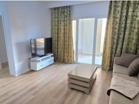 Apartament 1+1 per qira , Zogu zi