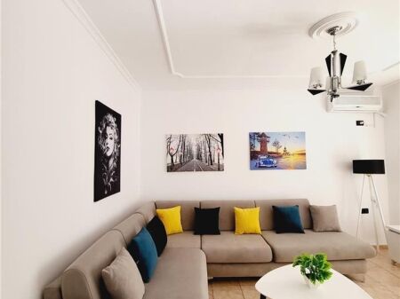 Apartment for rent near the Red School