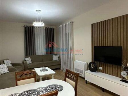 Apartament 1+1+Post Parkimi me qira tek 5 Maj Tirane