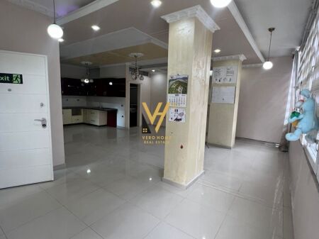 UFFICIO 83 M2 IN AFFITTO A 5 MAJI 60.000 LEKE