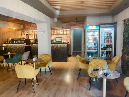 LOCALE COMMERCIALE IN VENDITA DURRES