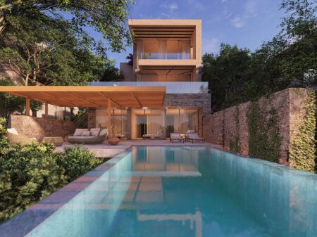 Luxurious 3-Storey Villa with Swimming Pool for Sale in Green Coast 2, Palasë.