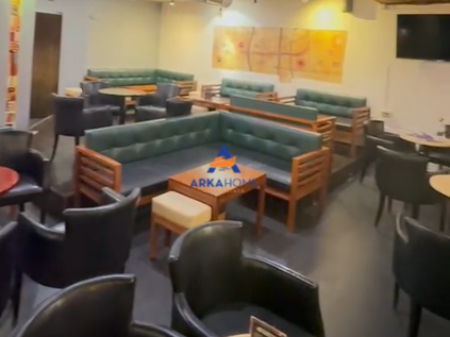 SHITET BIZNESI BAR-KAFE 200M2 "QYTET STUDENTI" 10500 EURO