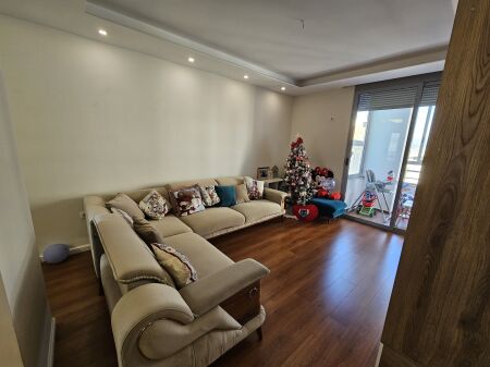 Apartament 2+1+2 per qira te Liqeni i Thate, Radisson