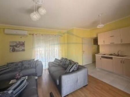 Rent, 2+1 Apartment at Auto Kalaja, Fresk