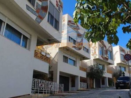 VENDESI DUPLEX 2+1 RESIDENZA KODRA E DIELLIT 1