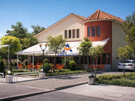 TERRENO E EDIFICIO DI 2 PIANI IN VENDITA "STRADA DELL'AEROPORTO, RINAS" 1.500.000 EURO