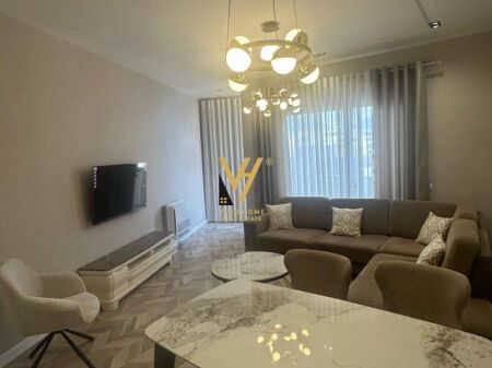 APARTMENT+STUDIO FOR RENT IN CENTER 1,500 EURO