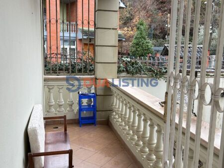 Si affitta il primo piano di una villa, vicino all'Ambasciata Turca