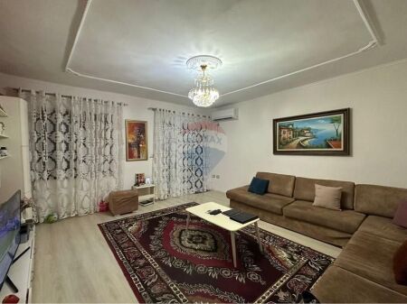 Apartment 2+1 for rent Myslym Shyri