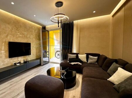 In vendita, Appartamento 2+1+2+Posto Auto, Complesso Grand Gallery