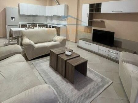 Rent, Apartment 1+1+Veranda, Fresk, Tirane.