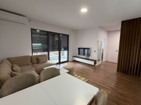 Apartment 1+1 for rent in the area of Bulevardi i Ri, near Jordan Misja