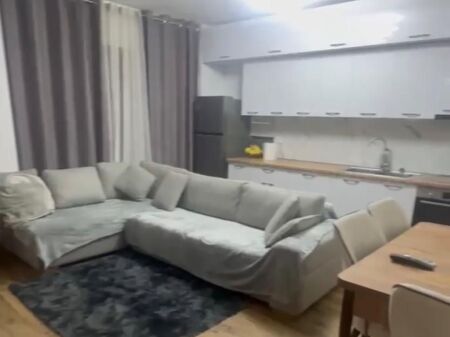 Apartament me qera 1+1 5 Maj, shkolla “Ardian Klosi”