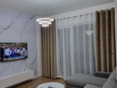Apartment 1+1 at Komuna e Parisit