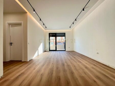  VENDITA – SUPER APPARTAMENTO 2+1+2 con POSTO AUTO | LAGO ASCIUTTO