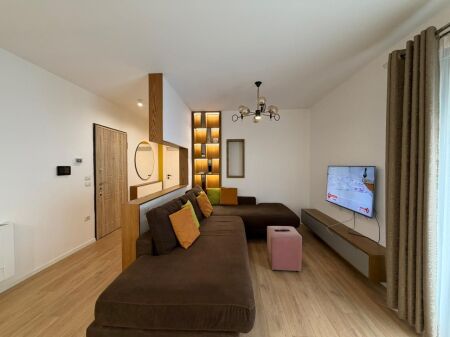 Apartament 2+1+Parking per qira tek Kopeshti Zoologjik.