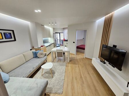 Apartament Me Qera 1+1 Ne Vasil Shanto ( ID B2101504) Tirane