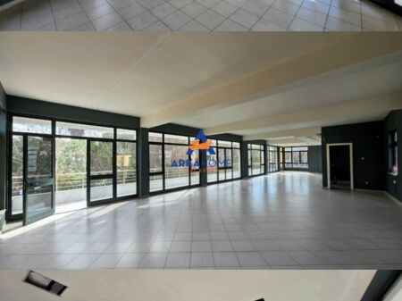 AFFITTASI AMBIENTE OPEN SPACE 165M2 "DRITAN HOXHA" (PREZZO TRATTABILE)
