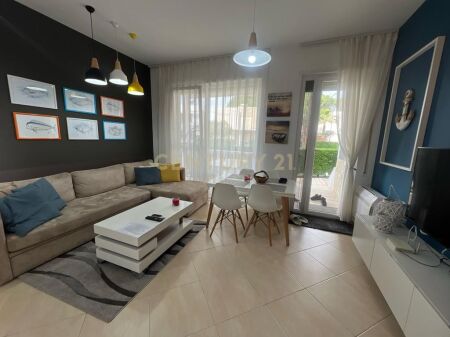 In vendita, Appartamento 2+1+Cortile, Lura 3, Baia di Lalzi!