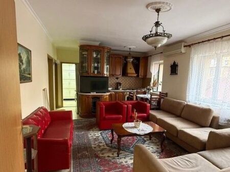 Apartment 3+1+2 For Rent near Petro Nini Luarasi High School, New Tirana
