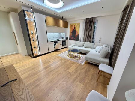  SUPER RENT Apartment 2+1 With Parking Center of Tirana 