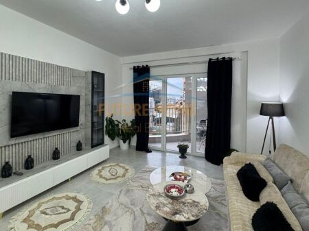 Rent, Apartment 1+1, Zogu i Zi, Tirana