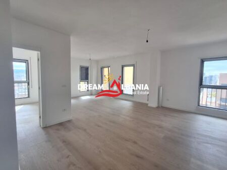 Shitet apartament 3+1+2+verande ne Rr.Qemal Stafa, prane Shkolles se Kuqe, Tirane (ID 4131427)