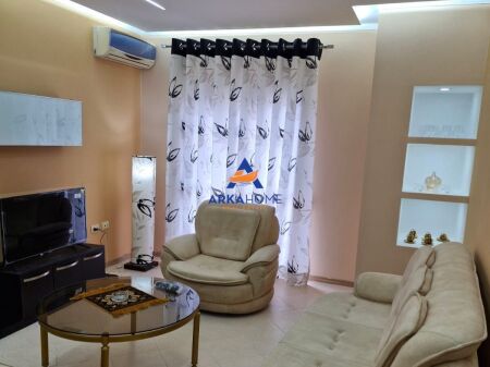 JEPET ME QERA APARTAMENT 2+1+BALLKON "RRUGA E KOSOVAREVE" 750 EURO