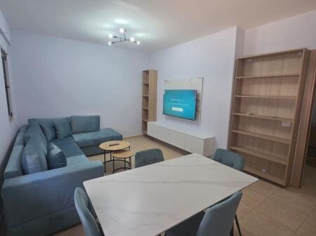 Apartament Me Qera 1+1 Tek 5 Maji (ID B2101513) Tirane