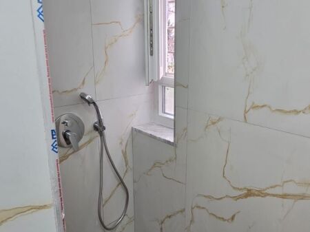 Apartament 1+1, Ali Demi!