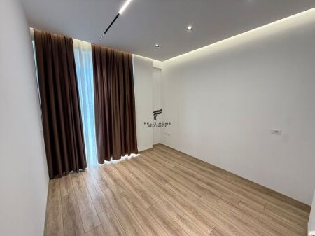 UFFICIO IN AFFITTO 110 M2 COMUNE DI PARIGI 900 EURO