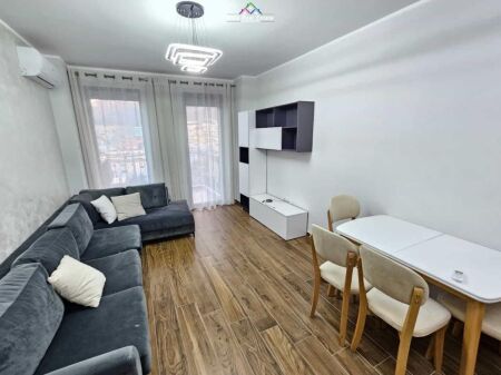 Appartamento In Affitto 1+1 Al Complesso ASL 2 (ID B210624) Tirana
