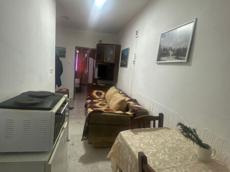 Apartament me qera 1+1
