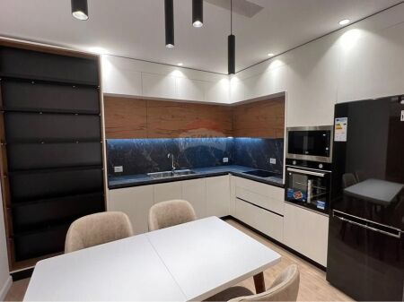 Apartment 2+1+2 for rent Zogu Zi