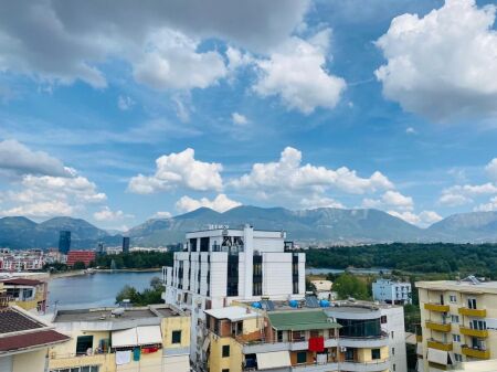 Apartment 2+1 with lake view for rent