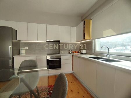 PENTHOUSE 3+1 IN AFFITTO, GIARDINO BOTANICO! 1.300 € /Mese