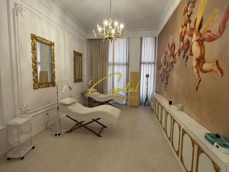 LOCALE COMMERCIALE IN AFFITTO 80 M2 STRADA DI KAVAJES 1.100 EURO