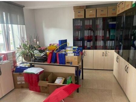 LOCALE COMMERCIALE IN AFFITTO 106 M2 CENTRO 140.000 LEKE