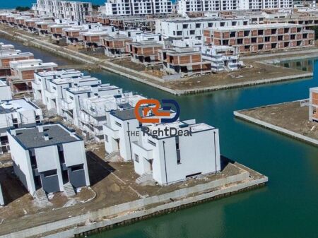 Al Turquoise Marina, Super Villa T2 In Vendita !!!