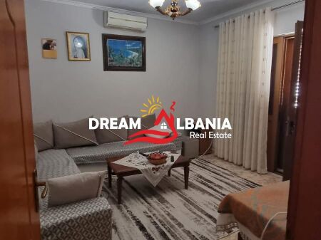 Jepet me Qera kati i 3-të i një Shtëpie Private, Rruga 5 maji ne Tirane (ID 4251436)