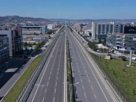  TERRENO INDUSTRIALE IN VENDITA – AUTOSTRADA TIRANA–DURRËS 