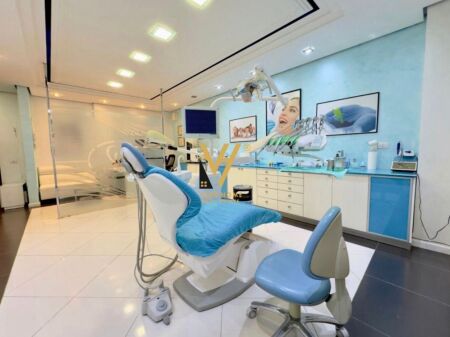 CLINICA DENTALE IN AFFITTO AL MERCATO ELETTRICO 800 EURO