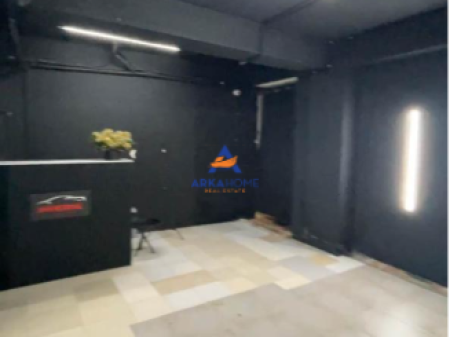 ATTIVITÀ DI DETAILING AUTO IN VENDITA 90M2 "ASTIR, NELA 5" 5.500 EURO (TRATTABILE)