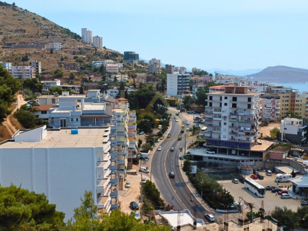 Appartamento con Piscina Privata in Vendita – Sarandë
