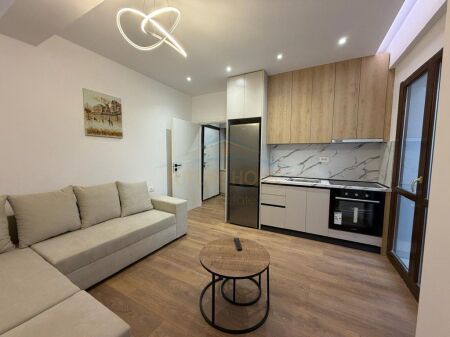Rent, Apartment 1+1, Paris Commune