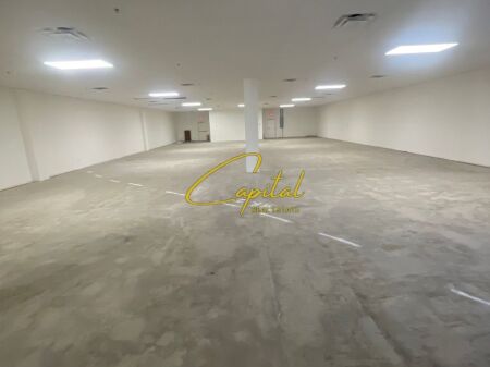 MAGAZZINO IN AFFITTO 415 M2 VIA ARBRIT 90.000 LEKE