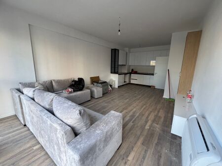  Apartment 1+1 for rent – Astir, near Villa L2  Newly completed building  Floor: 7  Typology: 1+1   Price: 50,000 lek/month