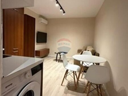 Apartment - For Rent - Kongresi I Manastirit Street, Tirana